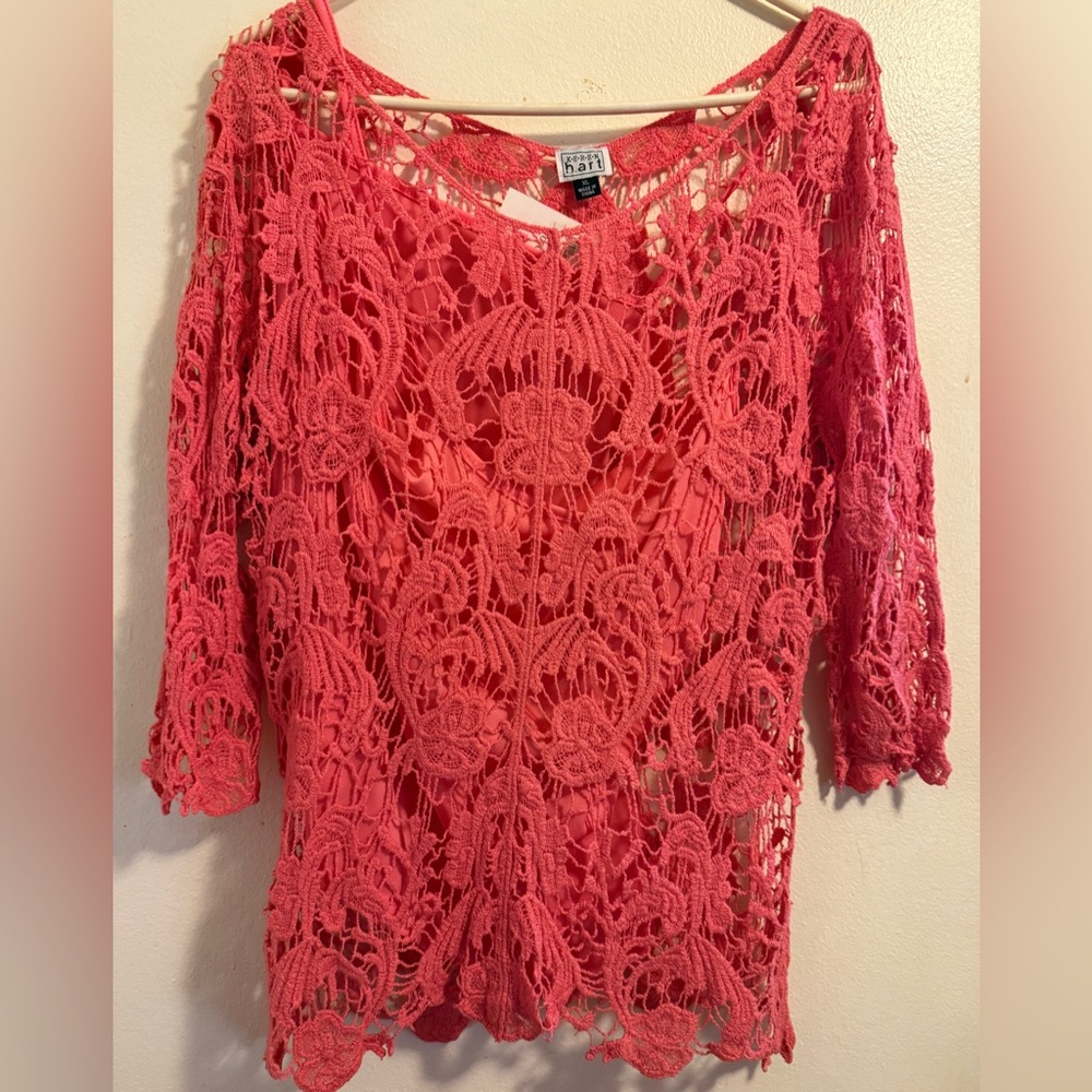Keren Hart Women's Coral Lace Top NWT